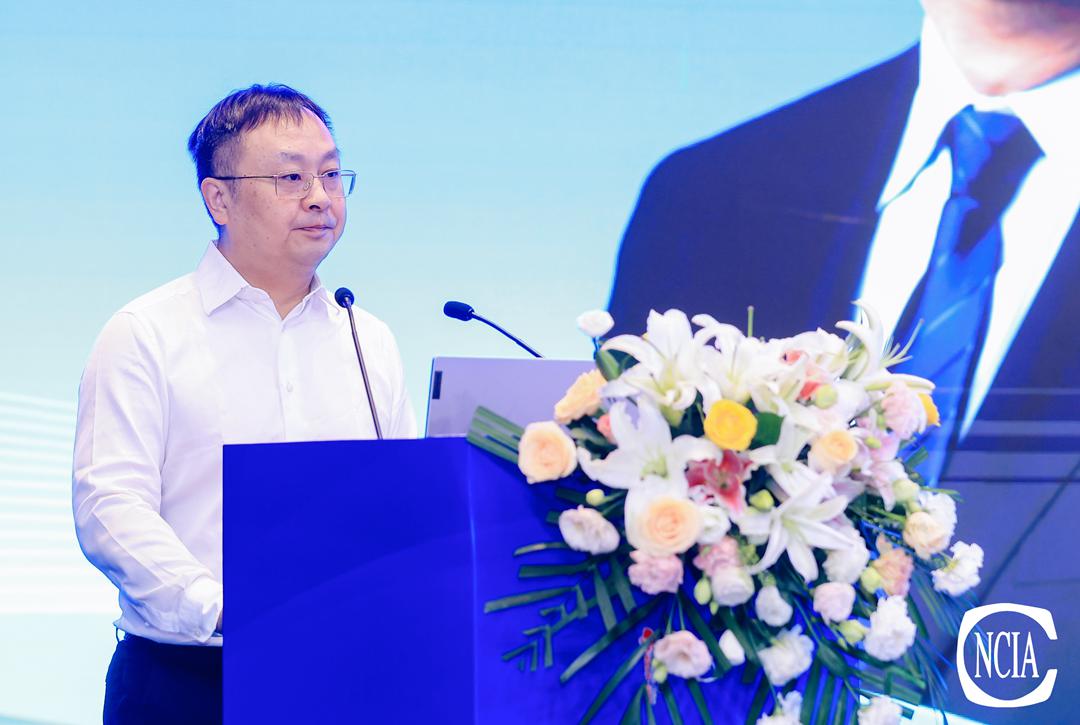 中國建材股份黨委委員，北新建材黨委書記、董事、總經理管理致辭